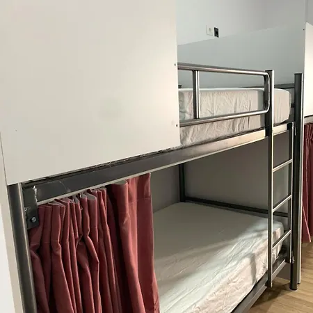Mateo Hostel *